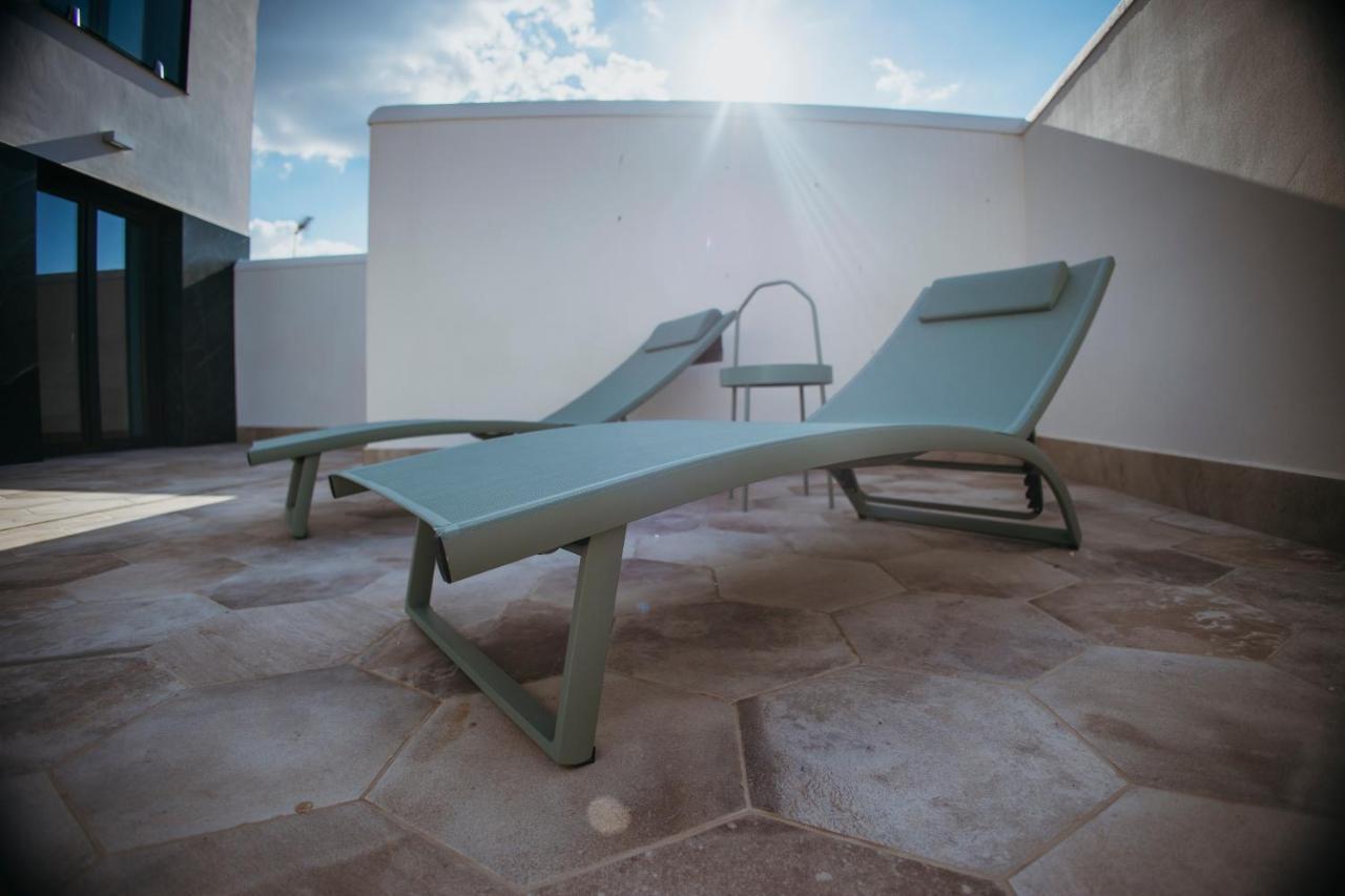 Oikos Apartamentos Turisticos مونيستيرايو المظهر الخارجي الصورة
